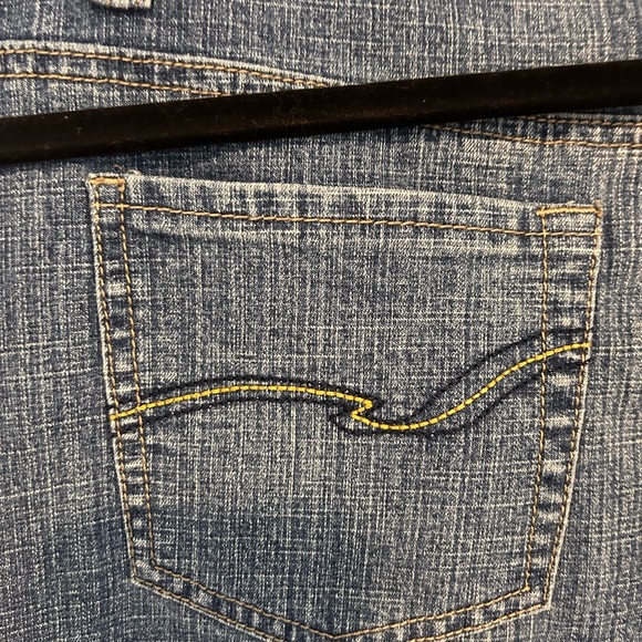 NWOT Baccini Maxi Raw Hem Women’s Jean Skirt w Pockets

Size 8

NWOT - Picture 8 of 9